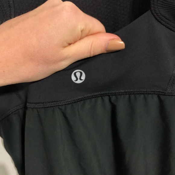 Black Flowy Lululemon Tank - Picture 8 of 9